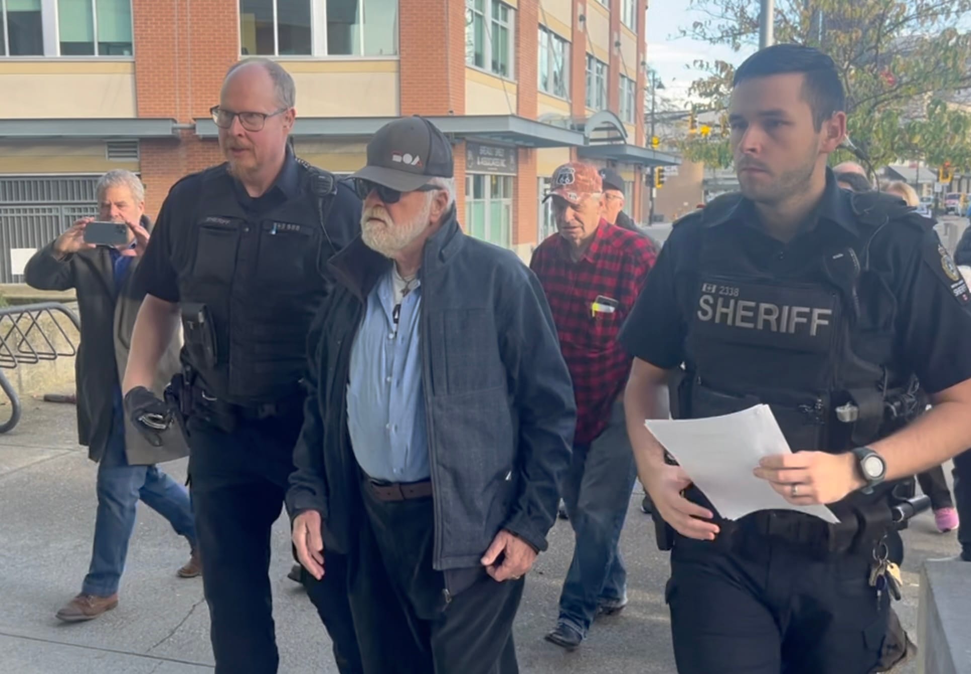 Martyr status inevitable for former trustee Barry Neufeld arrested at Chilliwack courthouse Monday